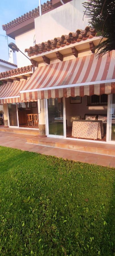 Chalet Con Capacidad Para 8 Personas ชิกลานา เด ลา ฟรอนเตรา ภายนอก รูปภาพ